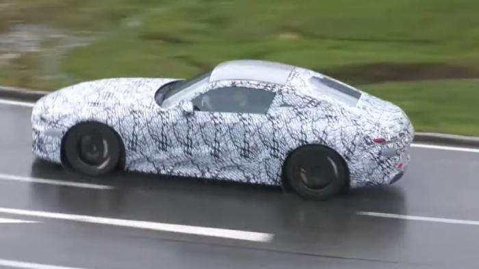 Η Mercedes δοκιμάζει τη νέα AMG GT Coupe 