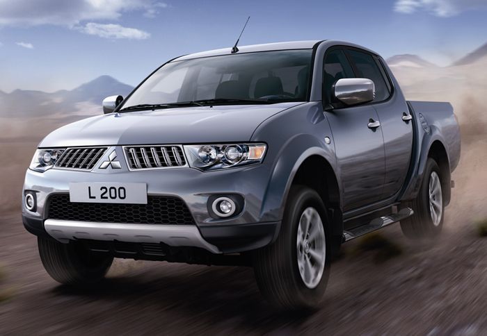 Πρόγραμμα προληπτικής ανάκλησης για το Mitsubishi L200 προωθεί η Αφοί Σαρακάκη ΑΕΒΜΕ για προβλήματα στην εμπρόσθια ανάρτηση και τα ηλεκτρικά καθίσματα.	