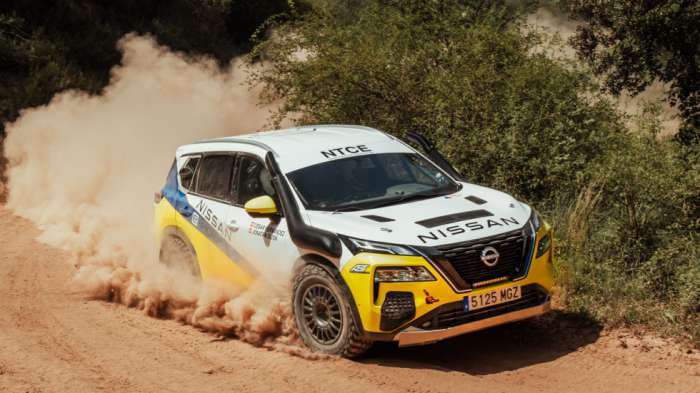 Μεσαίο SUV & έρημος; Το Nissan X-Trail τερμάτισε το Rally Aragon Baja! 