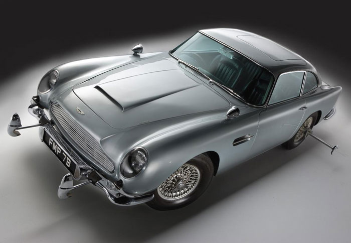 Η αυθεντική Aston Martin DB5 του 1964 που είδαμε στις ταινίες Goldfinger και Thunberball 