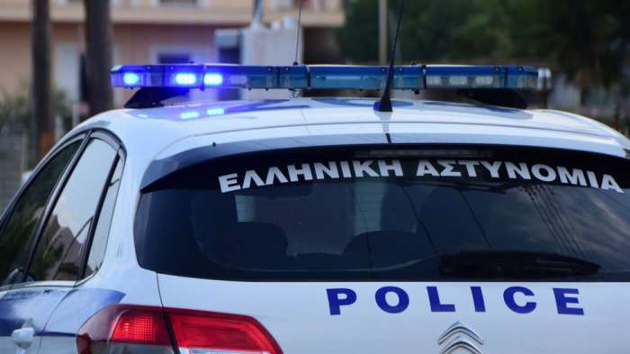 Συνελήφθη 40χρονος ο οποίος έκανες κλοπές σε αυτοκίνητα  