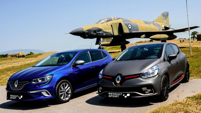 Το κορυφαίο Clio RS εφοδιασμένο με κινητήρα 1.6 λίτρων απόδοσης 200 ίππων και κιβώτιο διπλού συμπλέκτη EDC 6 σχέσεων αποτελεί το μέτρο σύγκρισης όσον αφορά στην οδηγική συμπεριφορά.