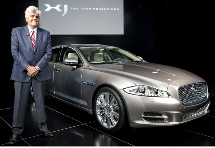 O J Leno παρουσίασε στο Λονδίνο τη νέα Jaguar XJ 