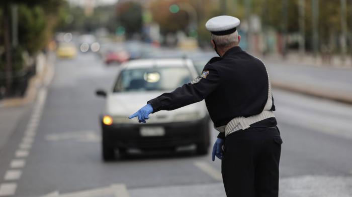 Τα μέτρα της τροχαίας για Χριστούγεννα, Πρωτοχρονιά και Θεοφάνεια 