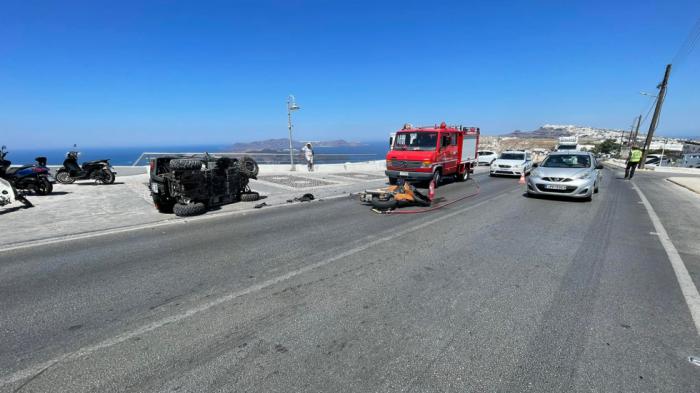 Σοβαρό τροχαίο στην Σαντορίνη με 1 νεκρό & 1 τραυματία 