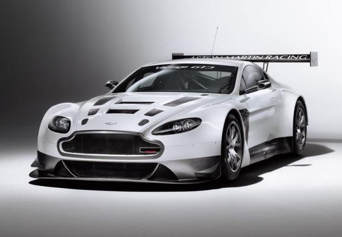 Οι πρώτες V12 Vantage GT3 θα παραδοθούν από τις αρχές του 2012, με τις τιμές να εκκινούν από τα 341.000 ευρώ.