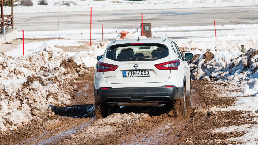 Mega Test: Με 10 οικογενειακά SUV σε χιόνια, λάσπη & πάγο