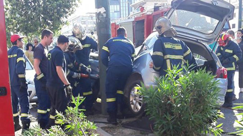 Σοβαρό τροχαίο στη Συγγρού