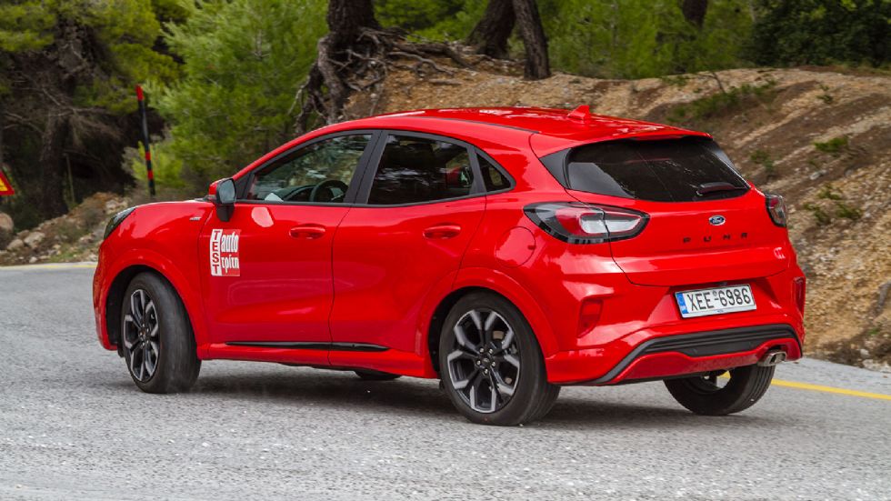 Ford Puma mild hybrid Vs Hyundai Kona hybrid