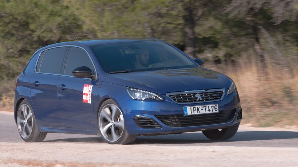 Στρίβει γρήγορα και με ασφάλεια το Peugeot 308 GT, εκμεταλλευόμενο το πολύ καλό του πλαίσιο και την καλορυθμισμένη του ανάρτηση.