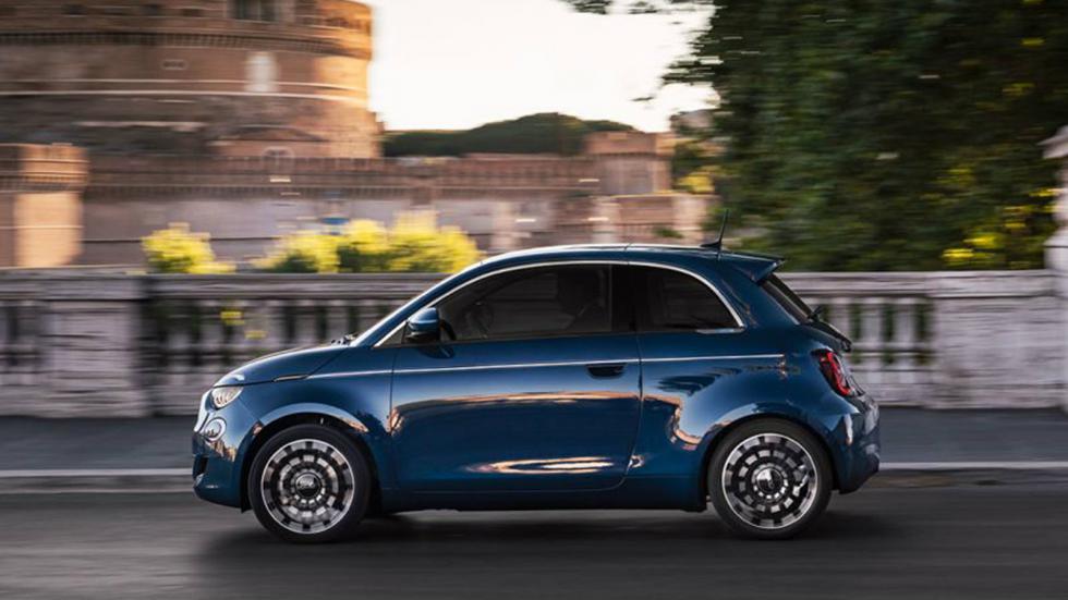 To «προεδρικό» 1ο test drive του ηλεκτρικού Fiat 500 