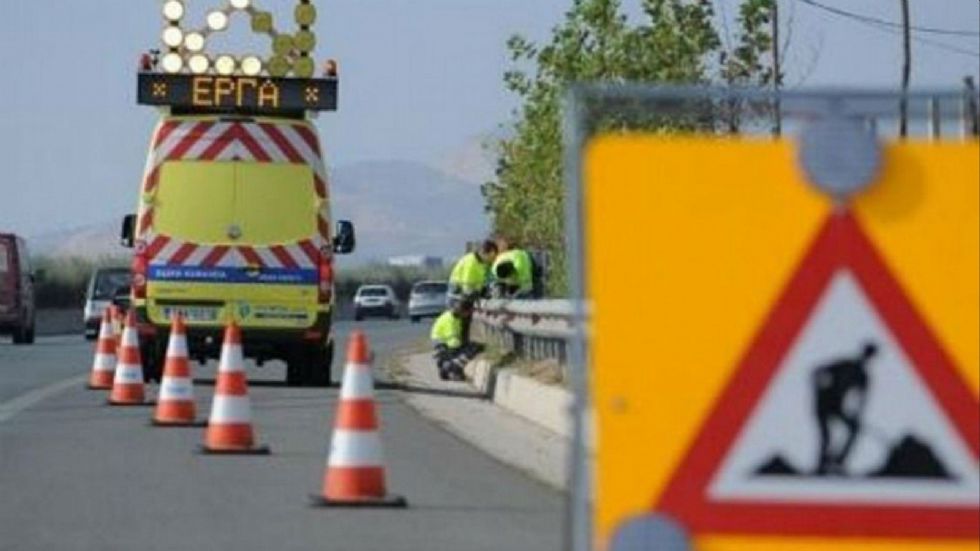 Σε δύο φάσεις θα ολοκληρωθούν τα έργα ασφαλτόστρωσης των τμημάτων της Ν.Ε.Ο. Αθηνών-Κορίνθου στο ύψος των Μεγάρων, του Λουτρακίου και των Αγ. Θεοδώρων.