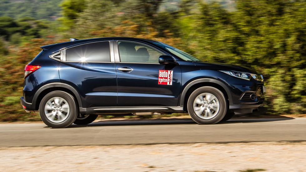 Το Honda HR-V κινείται με άνεση χάρη στα 130 άλογα του 1,5 i-VTEC. Το CVT κιβώτιο προσφέρει ευκολία, αλλά στην πλήρη επιτάχυνση δημιουργεί αρκετό θόρυβο.