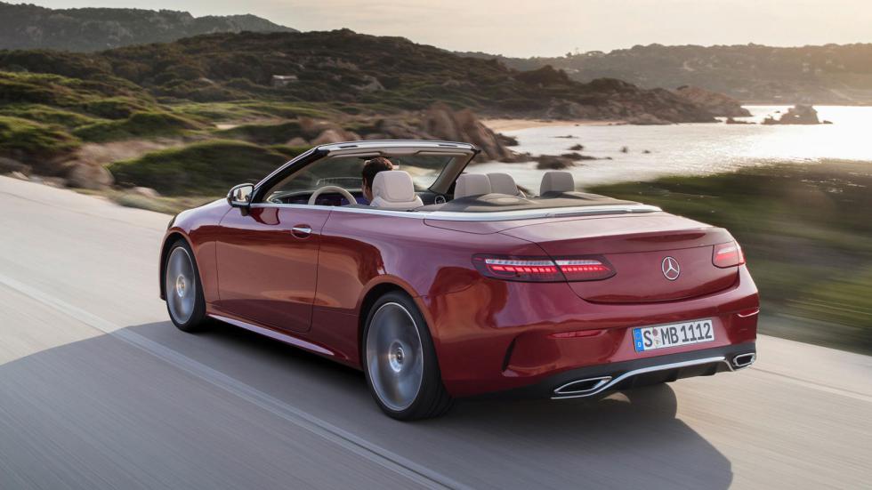 H Mercedes επιμένει στα Cabriolet