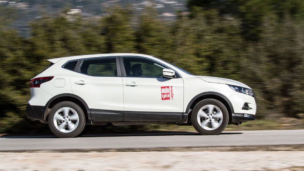 Peugeot 2008 Vs Nissan Qashqai