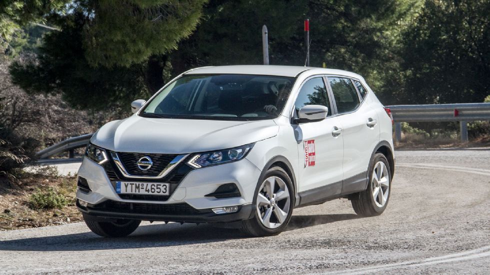 Peugeot 2008 Vs Nissan Qashqai