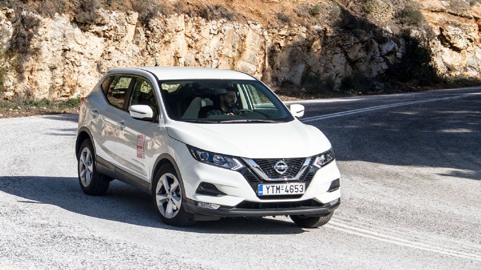 Peugeot 2008 Vs Nissan Qashqai