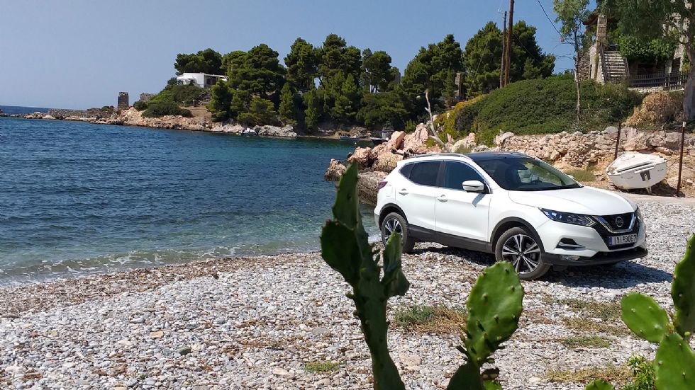 Tο Nissan Qashqai μας αποδείκνυε διαρκώς πως μπορεί να σε πάει όλο και πιο μακριά, επιβεβαιώνοντας γιατί είναι το best seller οικογενειακό SUV.