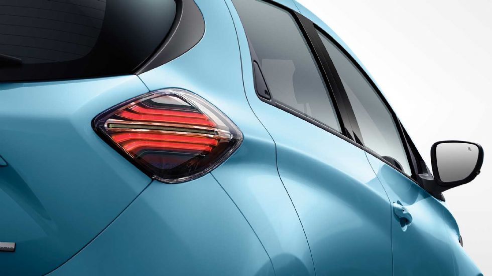 Το Renault Zoe είναι όμορφο στην όψη. Τα full led φανάρια αναβαθμίζουν την εικόνα του.