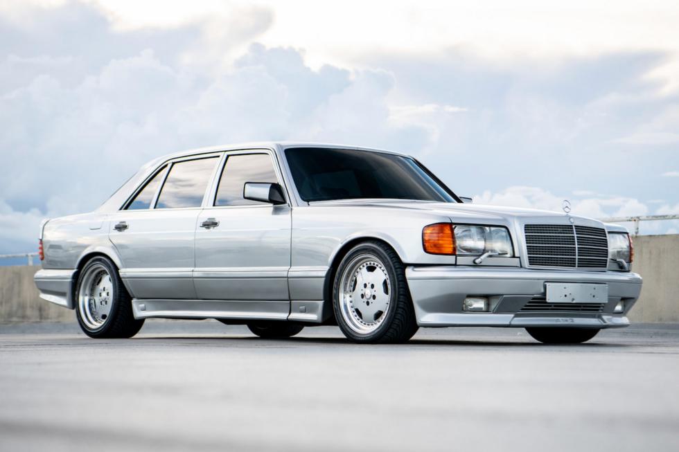 Mercedes 560 SEL 6.0 AMG: Στο σφυρί ο πρόγονος της Mercedes-AMG S 63