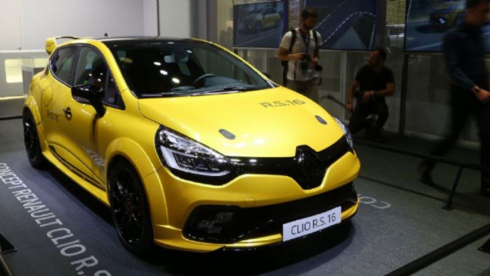 Η Renault ανακοίνωσε πως το «παρανοϊκό» πρωτότυπο Renault Sport Clio RS 16 δεν θα περάσει στην παραγωγή.