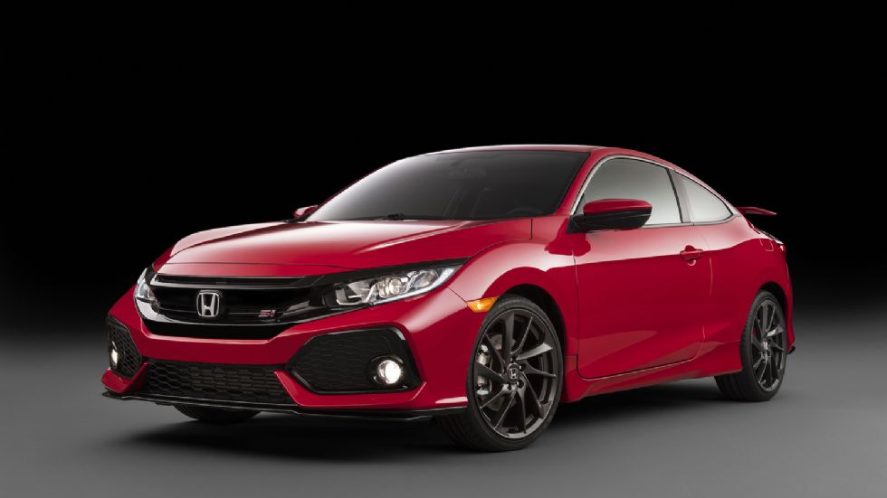 Σήμερα η Honda μας αποκαλύπτει το Civic Si Prototype το οποίο θα κοσμήσει το περίπτερο της εταιρείας στην έκθεση του Λος Αντζελες. Το αυτοκίνητο αν και πρωτότυπο, μοιάζει να βρίσκεται πολύ κοντά στην 