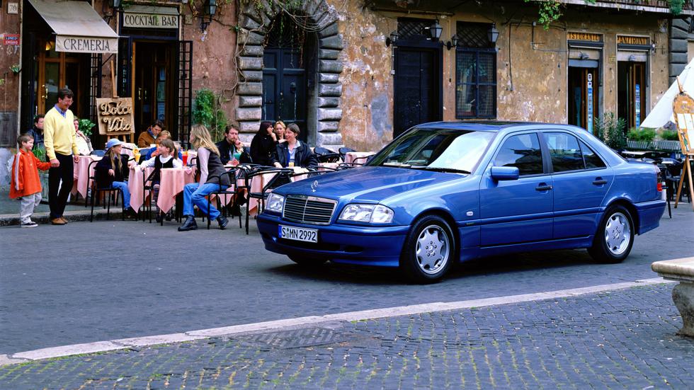 Ποια Mercedes λάτρεψαν οι Έλληνες & γέμισε τους δρόμους;