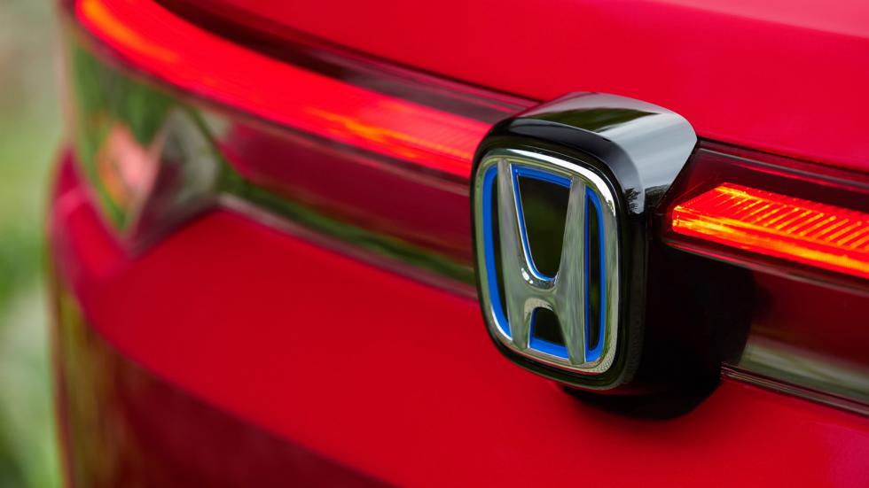 To νέο Honda HR-V e:HEV αποκαλύπτεται 