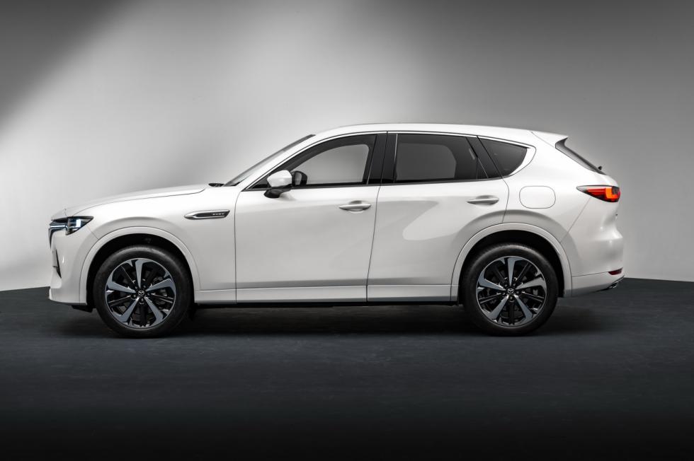 Πρεμιέρα για το νέο Mazda CX-60