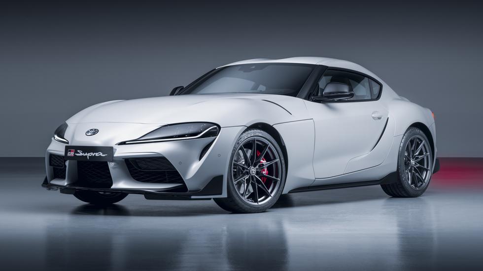 Επίσημο ντεμπούτο για την χειροκίνητη Toyota Supra