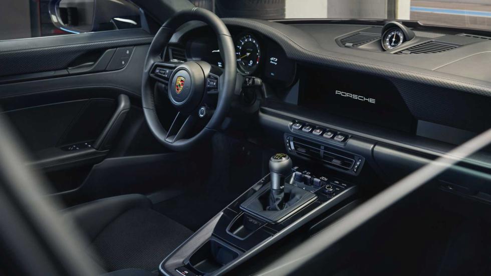 Η νέα Porsche 911 GT3 Touring «πέταξε» την αεροτομή και ήρθε  