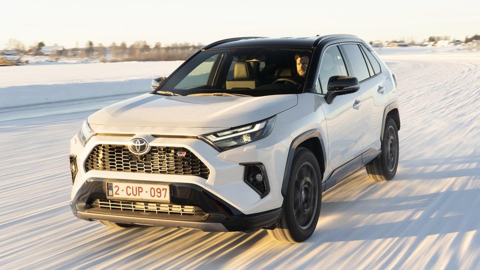 Toyota RAV4 GR Sport: Απαράμιλλο, υβριδικό & Plug-in από 52.650€