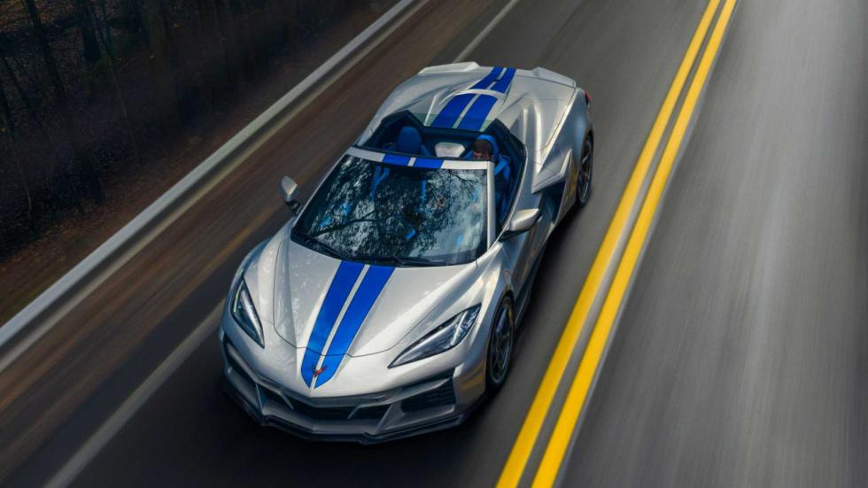 Νέα Chevrolet Corvette E-Ray: Υβριδική, τετρακίνητη & με 655 άλογα