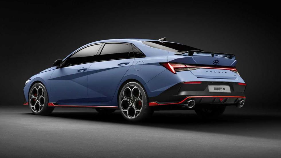 Νέο πρόσωπο και ζάντες για το ανανεωμένο Hyundai Elantra N