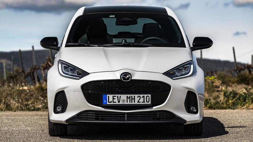 Οδηγούμε το ανανεωμένο Mazda 2 Hybrid