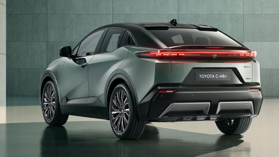 Νέο Toyota C-HR+: Το best seller SUV έγινε ηλεκτρικό