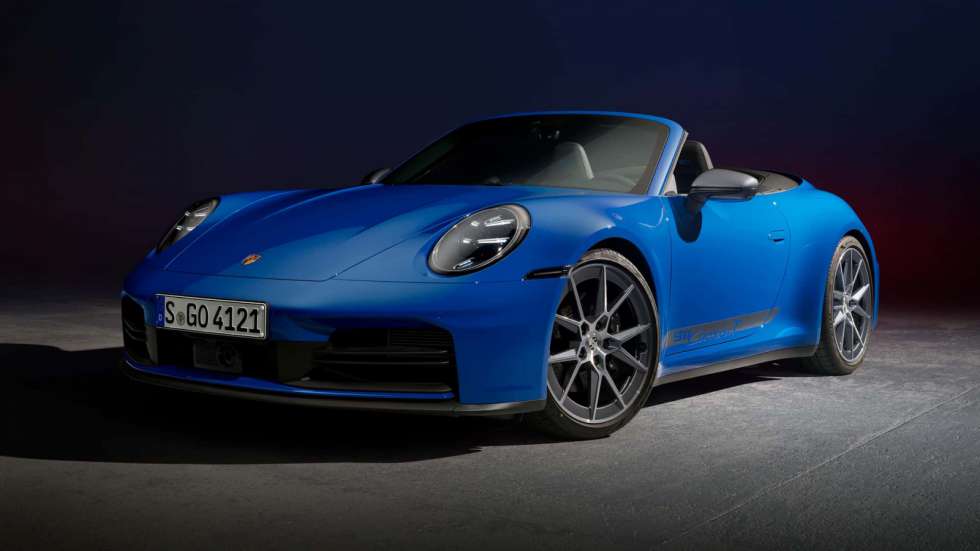 Η νέα Porsche 911 Carrera T έχει 394 PS και μόνο χειροκίνητο κιβώτιο