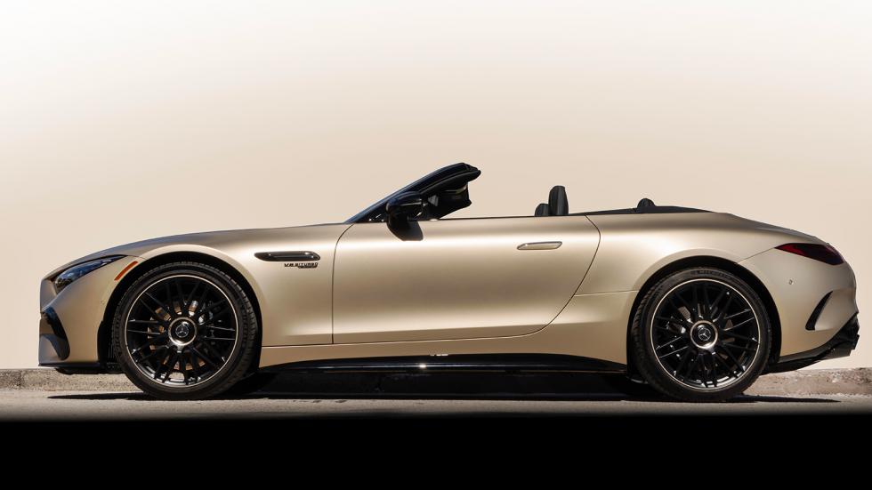 Νέα... χρυσαφένια Mercedes-AMG SL Golden Coast με 585 άλογα