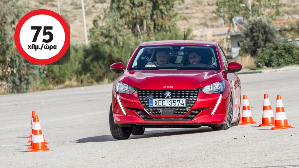 Πάρα πολύ καλή εικόνα στο Elk Test επέδειξε το Peugeot 208. Τα 75 χλμ./ώρα είναι μια εξαιρετική επίδοση τόσο για την κατηγορία όσο και γενικότερα. 