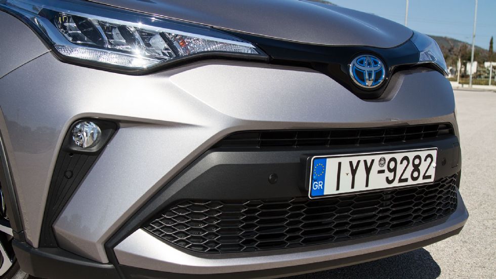 Renault Captur LPG Vs Toyota C-HR Hybrid