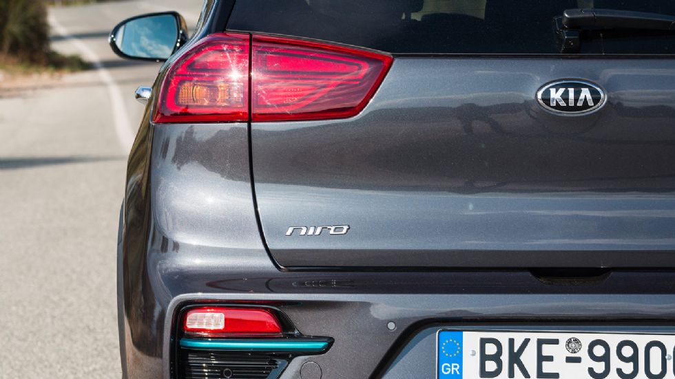 Kia e-Niro Vs Peugeot e-2008