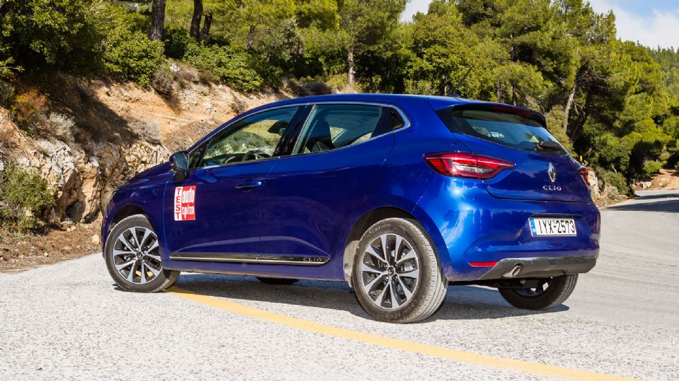 Στις βασικές diesel εκδόσεις: Fiesta ή Clio;