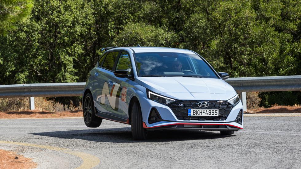 Hyundai i20 N ή i20 Ν Line φουλ έξτρα και 4.000 ευρώ στην τσέπη; 