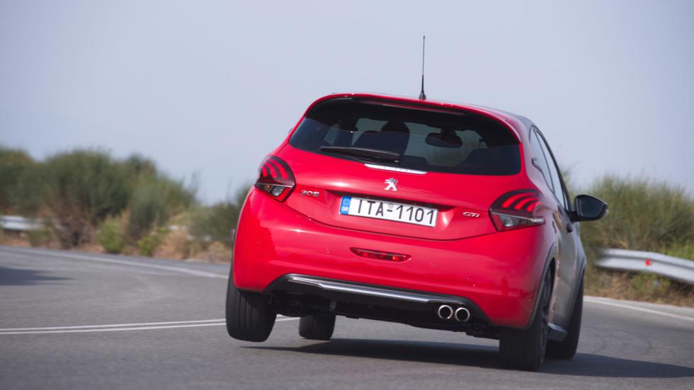 Μεταχειρισμένα «πυραυλάκια»: Peugeot 208 GTi VS VW Polo GTI