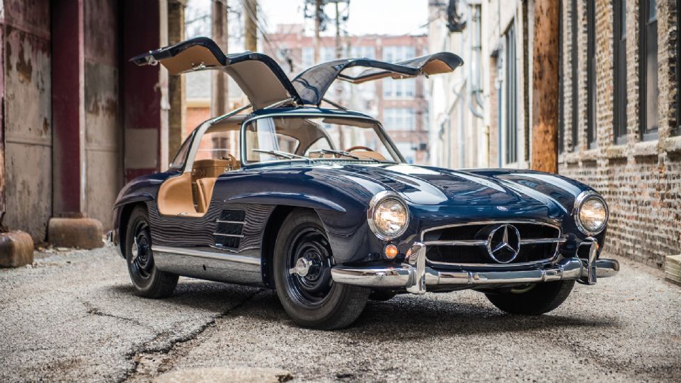 Ένα από τα πρώτα αντίτυπα της Mercedes-Benz 300 SL Gullwing, πρόκειται να δημοπρατηθεί στις 10 Μαρτίου από τον οίκο RM Sotheby`s στη Φλόριντα και αναμένεται να πουληθεί κάπου ανάμεσα στα 1,2 με 1,4 εκ