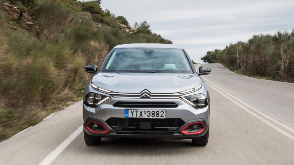 Citroen C4 C-Cross Vs Opel Astra Vs VW T-Roc