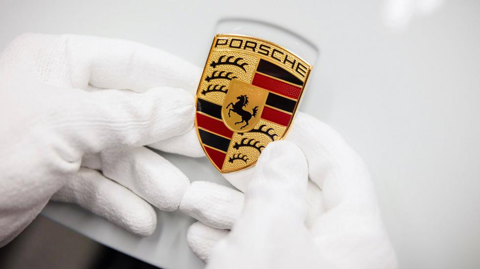 Δωρεά 1 εκατ. ευρώ της Porsche για την Ουκρανία 