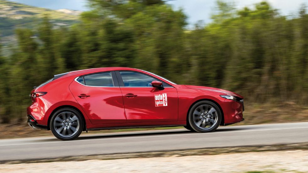 Η ποιότητα κύλισης του πετρελαιοκίνητου Mazda 3 είναι απόλυτα εναρμονισμένη με την premium φιλοσοφία του ιαπωνικού μικρομεσαίου.