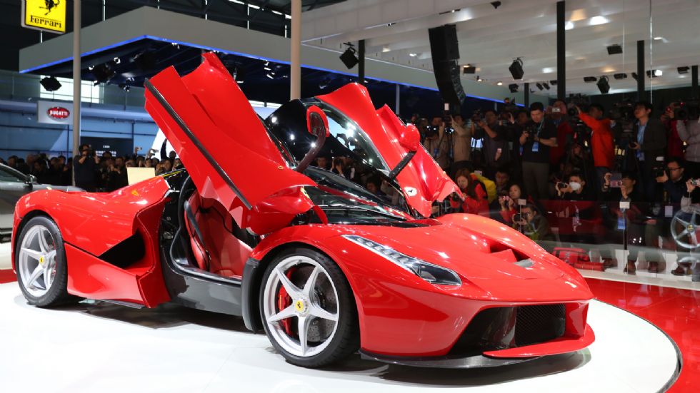 Η Ferrari θα φτιάξει μια τελευταία LaFerrari, την 500η, για να βοηθήσει τα θύματα του φονικού σεισμού που χτύπησε την Ιταλία στις 24 Αυγούστου.