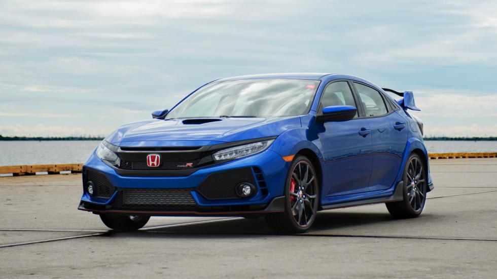 Σε δημοπρασία το πρώτο Honda Civic Type R, που θα κυκλοφορήσει στην Αμερική.